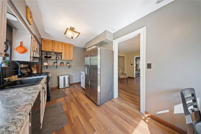 4011 Behrwald Avenue, Cleveland, OH 44109