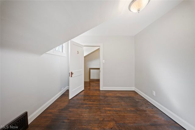 4011 Behrwald Avenue, Cleveland, OH 44109