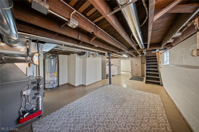 4011 Behrwald Avenue, Cleveland, OH 44109