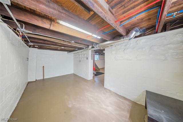 4011 Behrwald Avenue, Cleveland, OH 44109