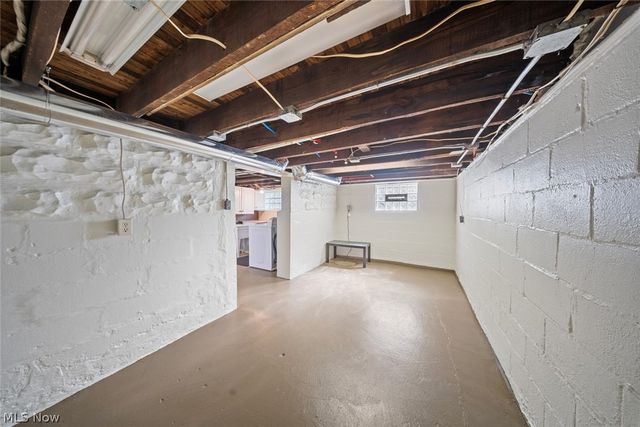 4011 Behrwald Avenue, Cleveland, OH 44109