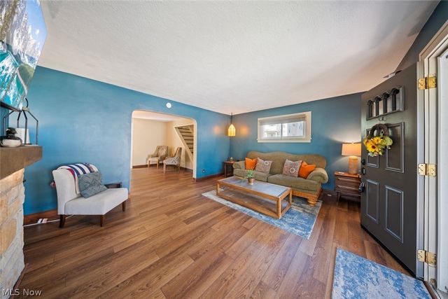 4011 Behrwald Avenue, Cleveland, OH 44109