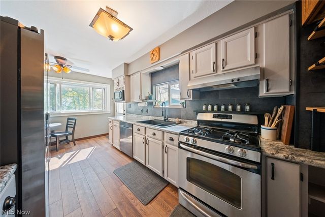 4011 Behrwald Avenue, Cleveland, OH 44109