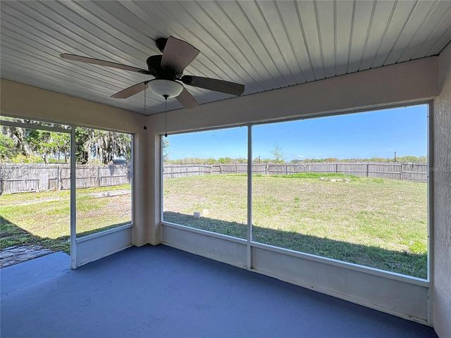 323 FOX LAKE DRIVE, Lakeland, FL 33809