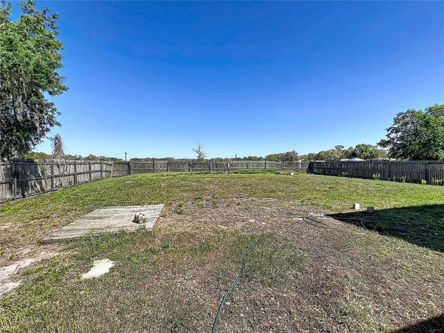 323 FOX LAKE DRIVE, Lakeland, FL 33809