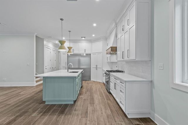 910 Lavigne Place, Dauphin Island, AL 36528