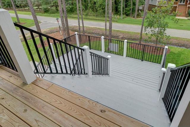 910 Lavigne Place, Dauphin Island, AL 36528