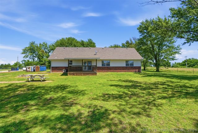 16292 S 337th East Avenue, Porter, OK 74454