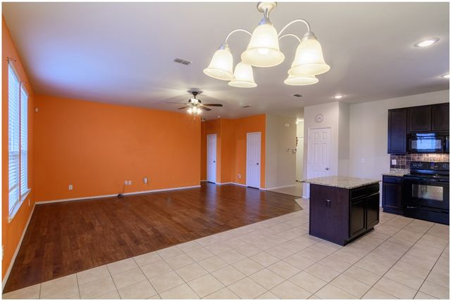 2405 Gelbray Place, Fort Worth, TX 76131
