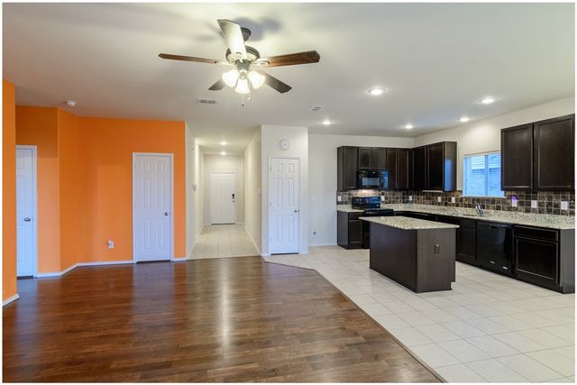 2405 Gelbray Place, Fort Worth, TX 76131
