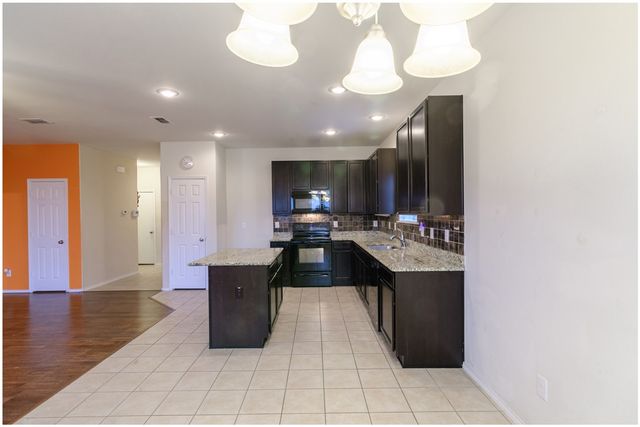 2405 Gelbray Place, Fort Worth, TX 76131