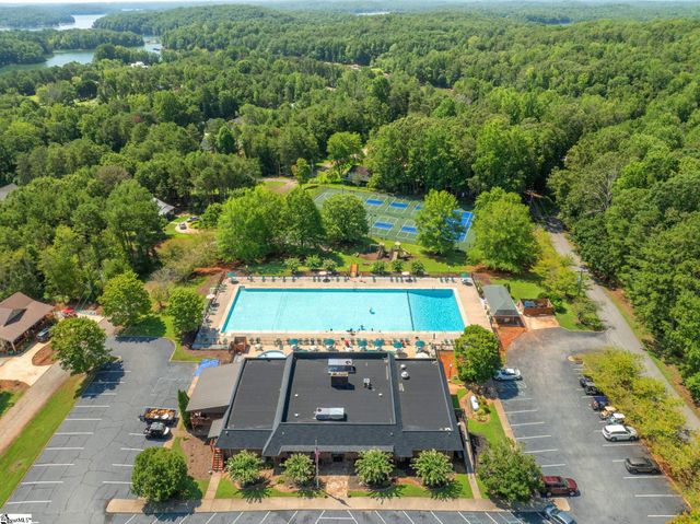 106 Cub Court, Westminster, SC 29693