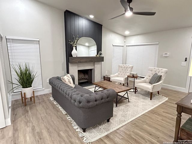 9531 BOWEN DR, San Antonio, TX 78250