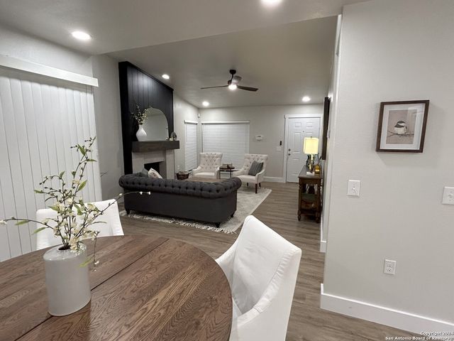9531 BOWEN DR, San Antonio, TX 78250