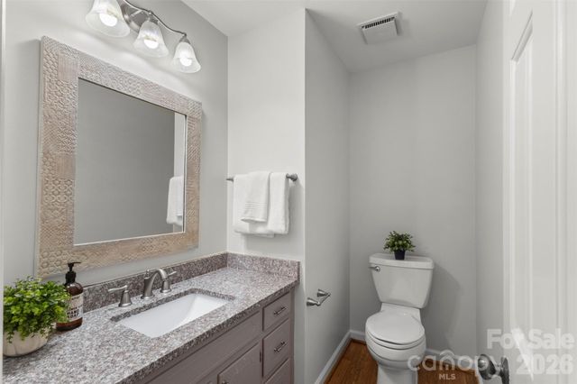 7721 Bradenton Drive, Charlotte, NC 28210