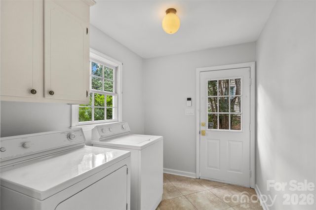 7721 Bradenton Drive, Charlotte, NC 28210
