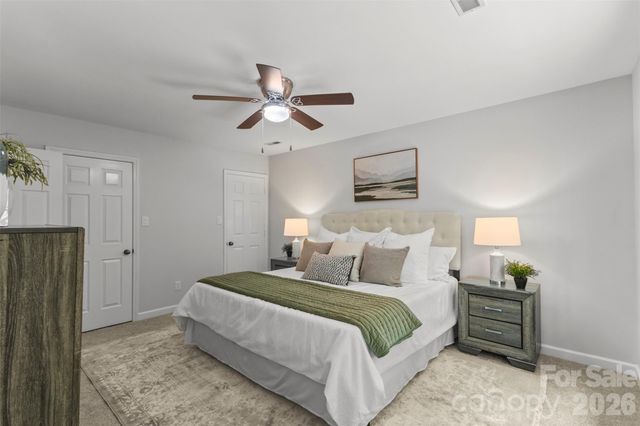 7721 Bradenton Drive, Charlotte, NC 28210