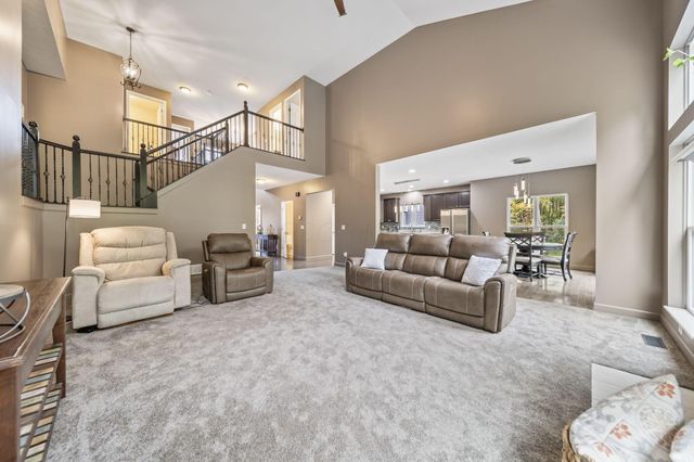 465 Hawking Drive, Galena, OH 43021