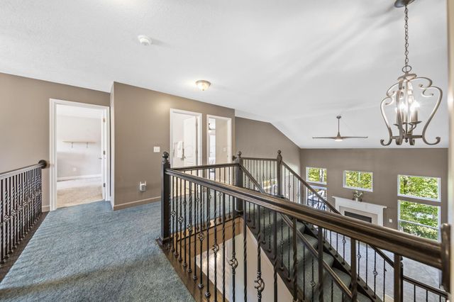 465 Hawking Drive, Galena, OH 43021