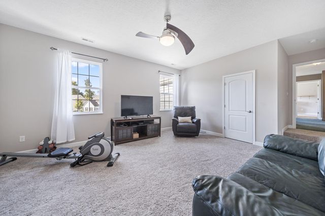 465 Hawking Drive, Galena, OH 43021