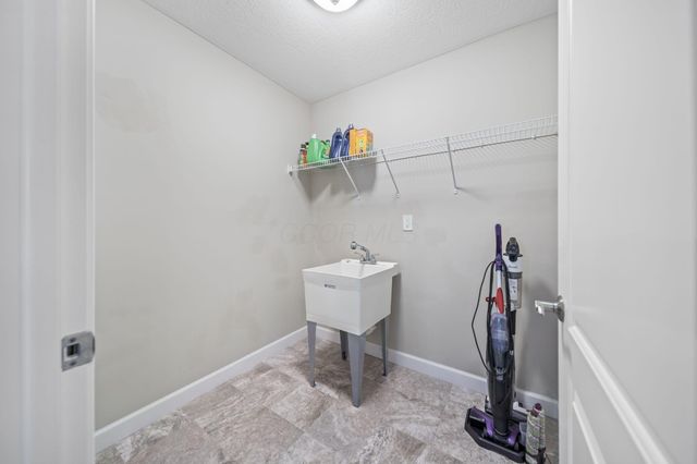 465 Hawking Drive, Galena, OH 43021