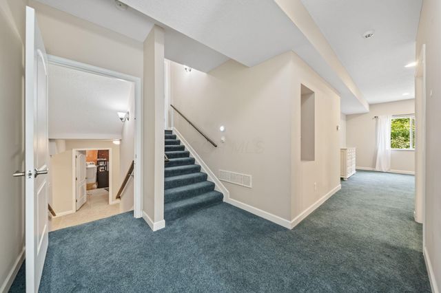 465 Hawking Drive, Galena, OH 43021