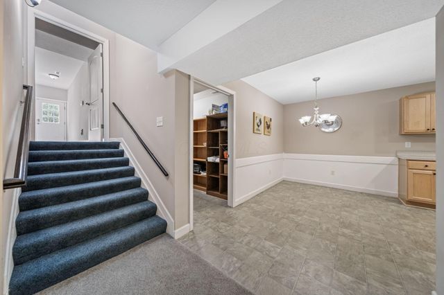 465 Hawking Drive, Galena, OH 43021