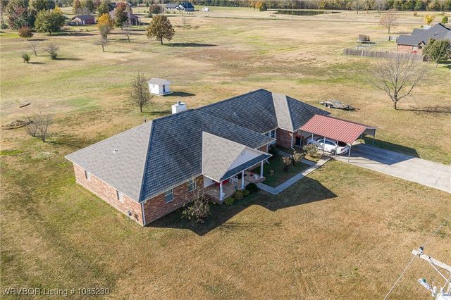 500 E Hamon Avenue, Pocola, OK 74902