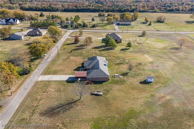 500 E Hamon Avenue, Pocola, OK 74902