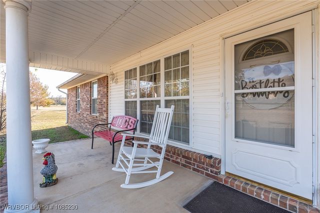 500 E Hamon Avenue, Pocola, OK 74902