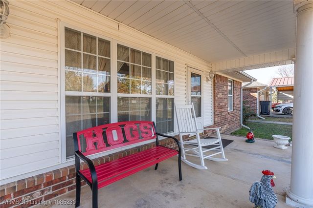 500 E Hamon Avenue, Pocola, OK 74902