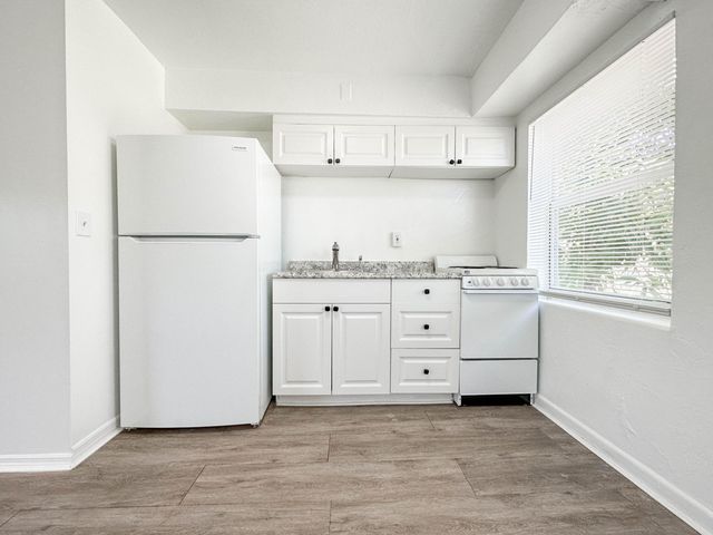 521 S FEDERAL Highway 6, Lake Worth Beach, FL 33460