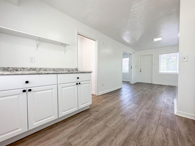 521 S FEDERAL Highway 6, Lake Worth Beach, FL 33460