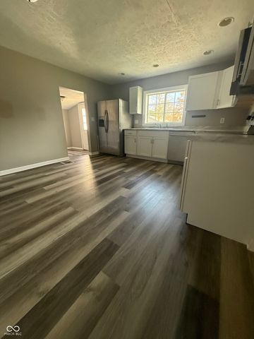 120 E Main Street, Waveland, IN 47989