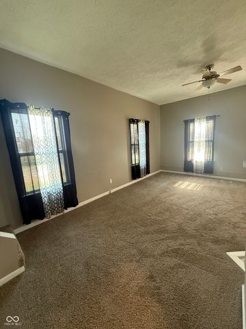 120 E Main Street, Waveland, IN 47989