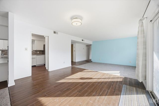 205 Carr Street, Bakersfield, CA 93309