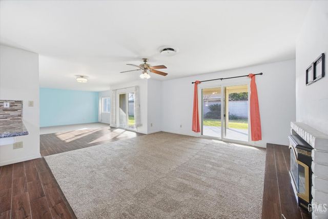 205 Carr Street, Bakersfield, CA 93309