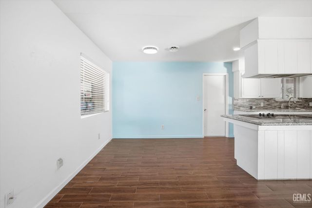 205 Carr Street, Bakersfield, CA 93309