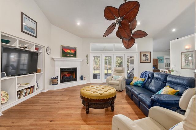 9425 SW 21ST AVENUE, Gainesville, FL 32607