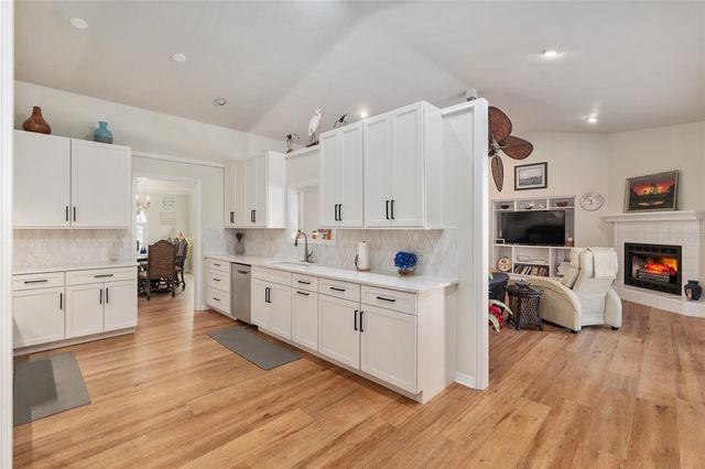 9425 SW 21ST AVENUE, Gainesville, FL 32607