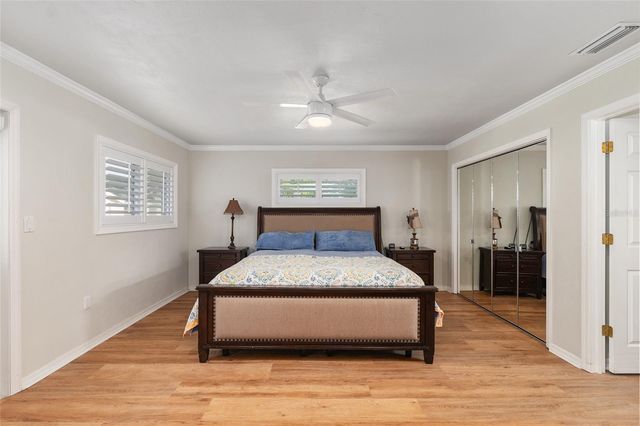 9425 SW 21ST AVENUE, Gainesville, FL 32607