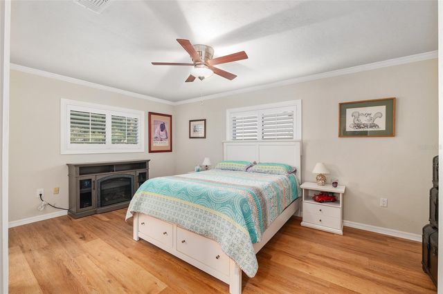 9425 SW 21ST AVENUE, Gainesville, FL 32607