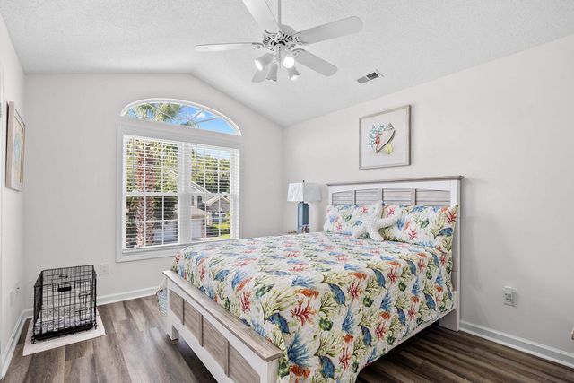 867 Cardinal Pl., North Myrtle Beach, SC 29582
