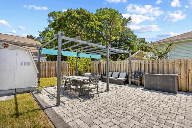 867 Cardinal Pl., North Myrtle Beach, SC 29582