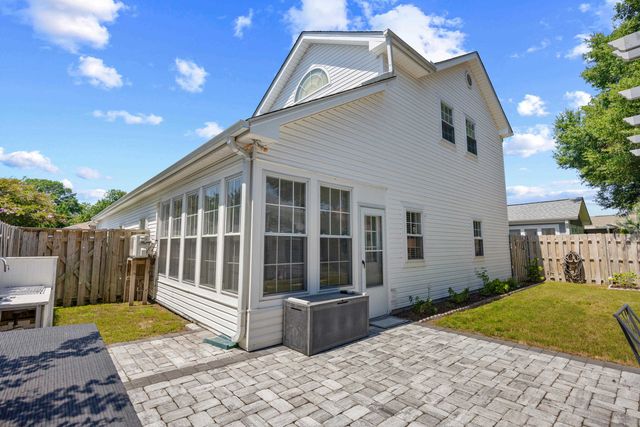 867 Cardinal Pl., North Myrtle Beach, SC 29582
