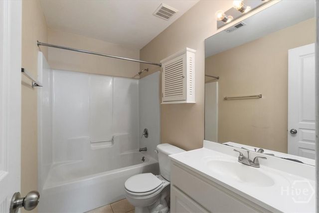 660 Barnett Shoals Road 213, Athens, GA 30605