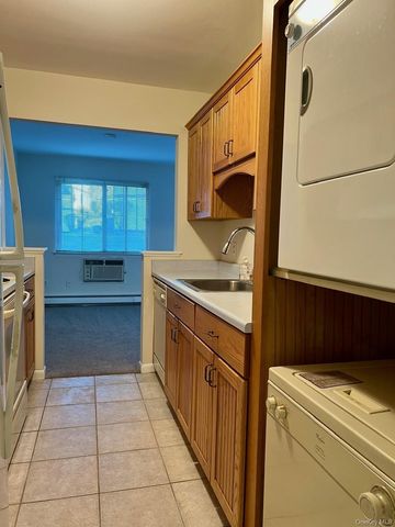 9 Loudon Drive 6, Fishkill, NY 12524