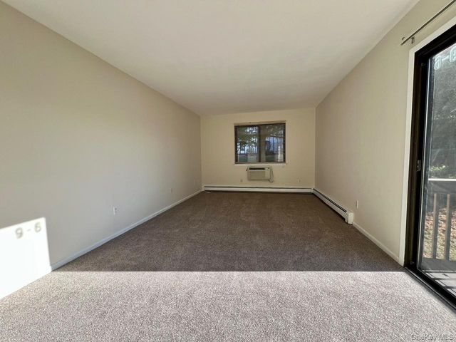 9 Loudon Drive 6, Fishkill, NY 12524