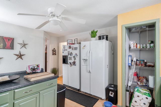 963 E Main Street, Van, TX 75790