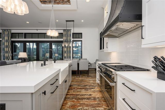 455 Old Landing Rd, Bluffton, SC 29910